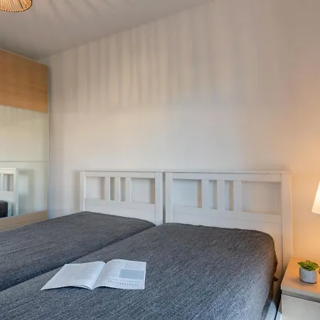 Les Lauriers By Interhome Lacanau
