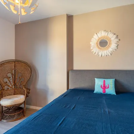 Apartment Les Lauriers By Interhome